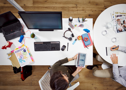 Stagiaire ressouces humaine sur le lieu de travail Stagiaire ressouces humaine sur le lieu de travail